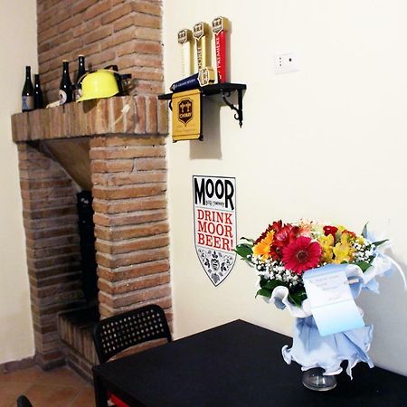 La Sosta Navarra Bed & Beer Gubbio Eksteriør billede