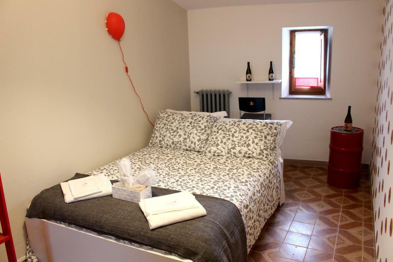 La Sosta Navarra Bed & Beer Gubbio Eksteriør billede